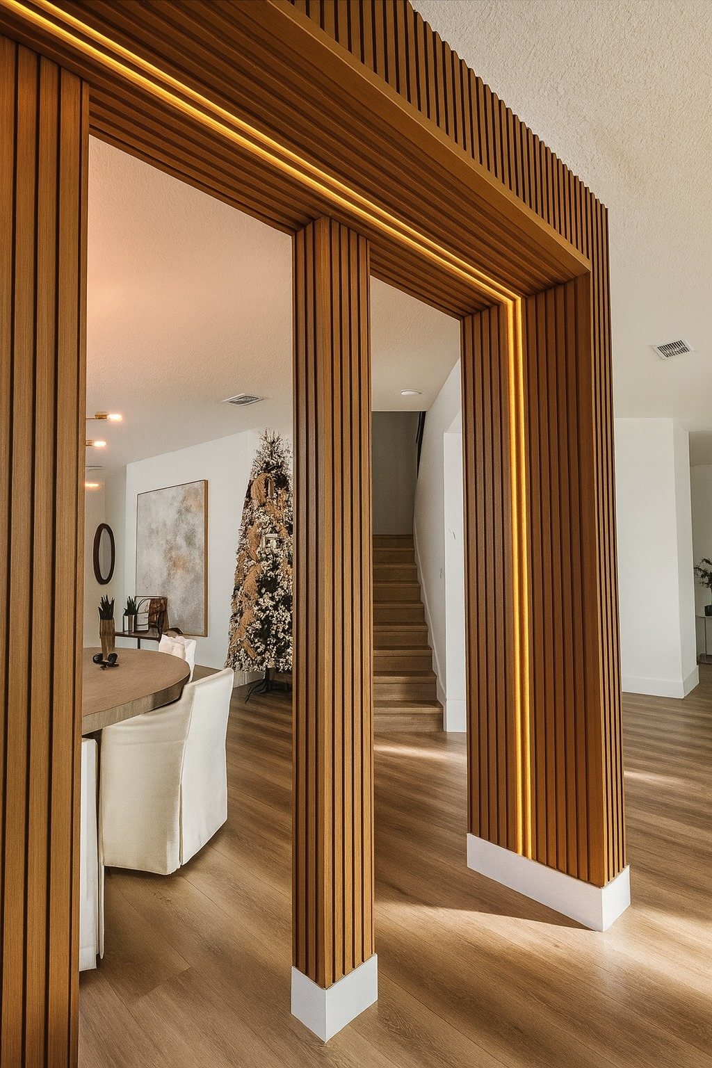 Curved arch with slatted panel