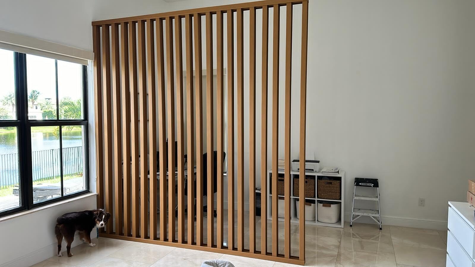 Breeze room divider in MDF