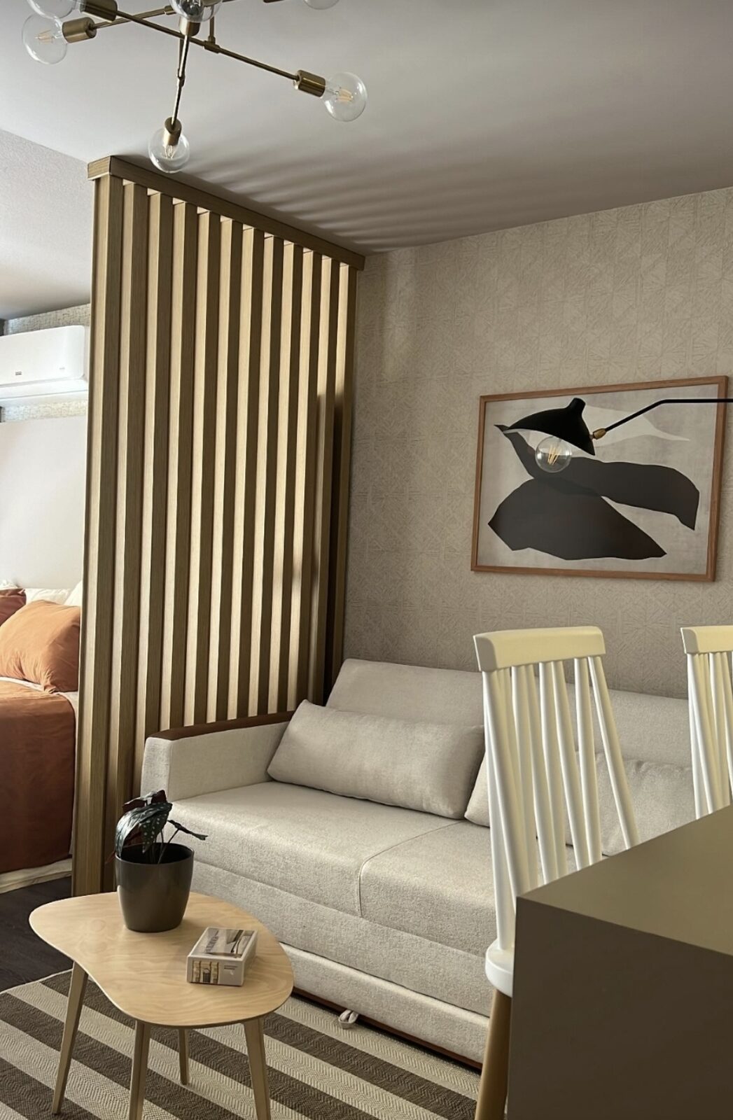 Breeze room divider in an open-plan space