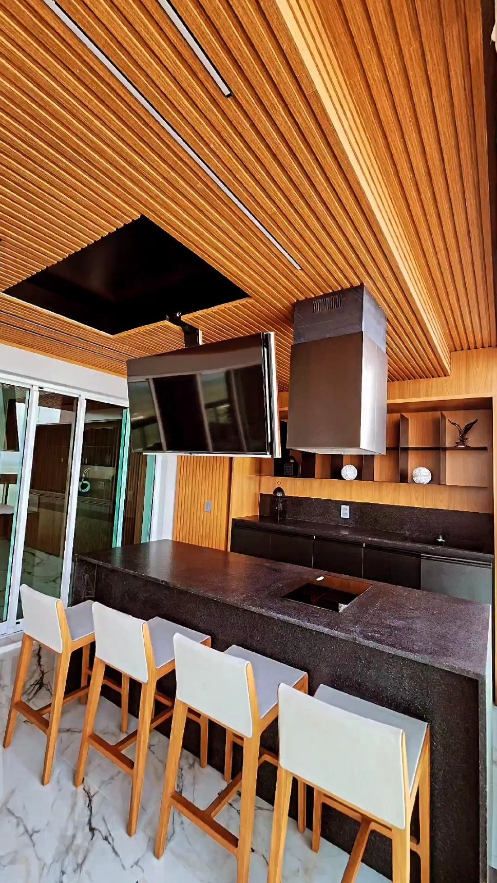 Gourmet area with Concept slatted ceiling