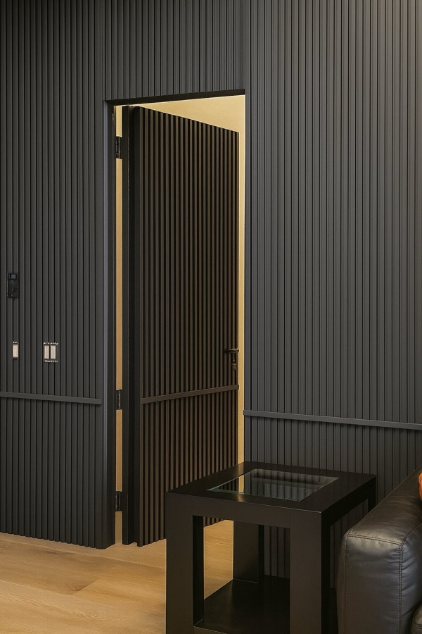 Room with BTO slatted panels